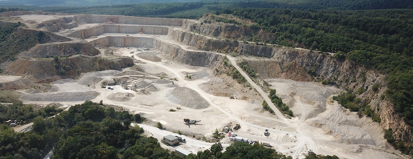 Calmit – Hersteller von hochwertigen Kalk- und Mineralienprodukten